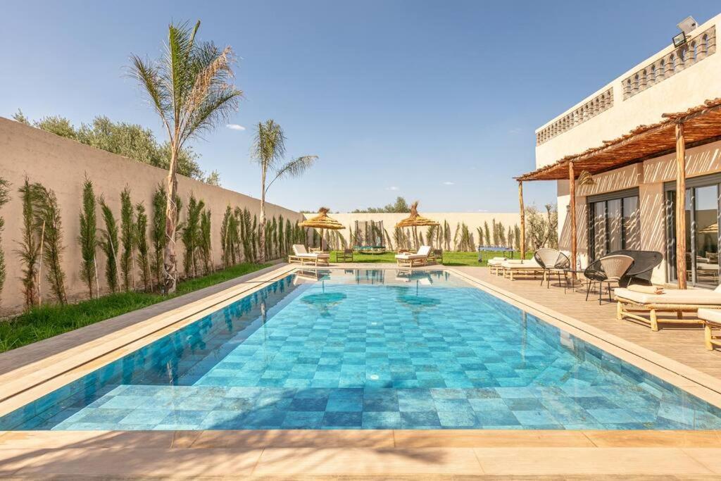 Villa Leila,Piscine , Grand Jardin, Jeux , Cuisiniere Marrakesh Exterior foto