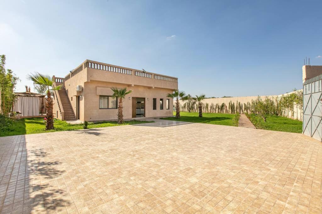 Villa Leila,Piscine , Grand Jardin, Jeux , Cuisiniere Marrakesh Exterior foto
